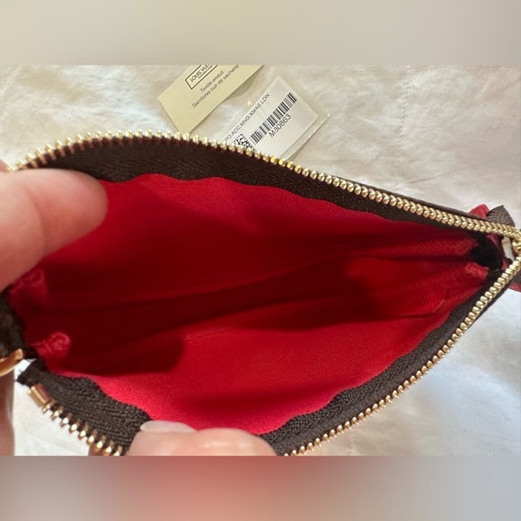 Louis Vuitton Christmas edition Mini Pochette - Picture 5 of 6